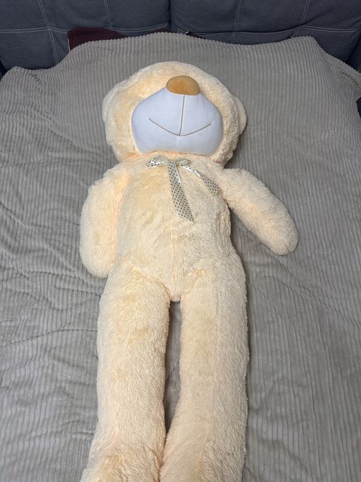 Великий пльшевий ведмедик