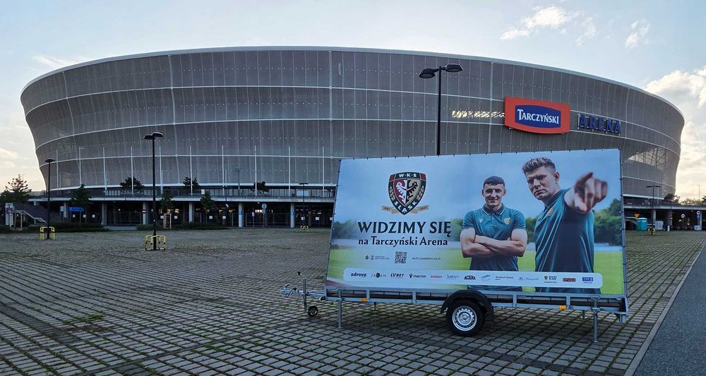 Wynajem przyczepy reklamowej | Mobilny billboard | Reklama Wrocław