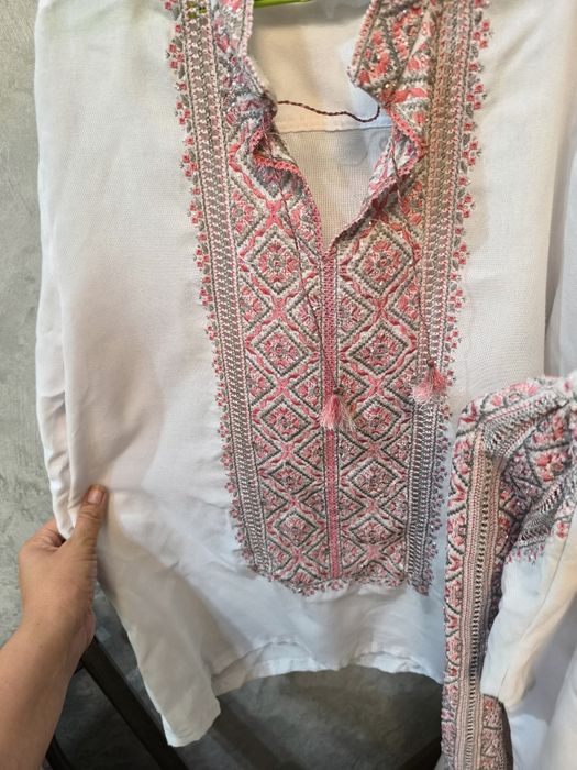 вишиванки парні , ручна вишивка