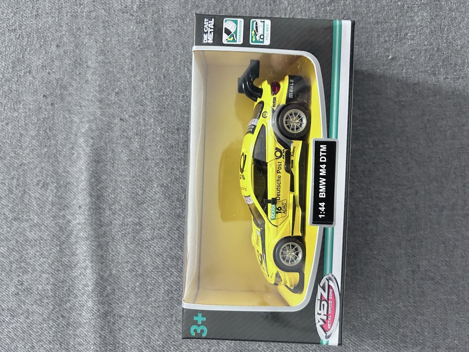 Samochód BMW M4 DTM model MSZ