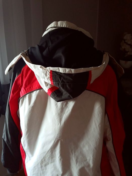 Kurtka damska zimowa 40 iguana bialo.czerwona