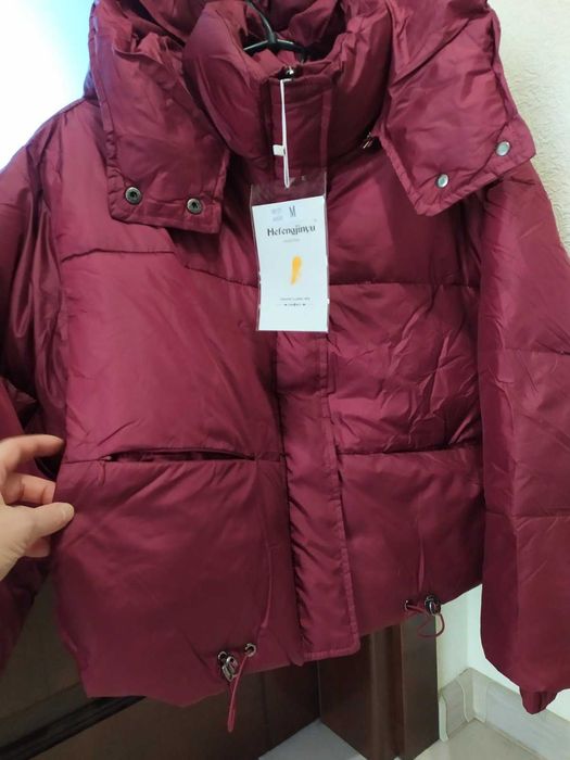 Куртка жіноча з капюшоном новинка весна