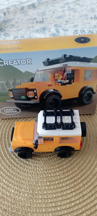 Land Rover Defender Lego