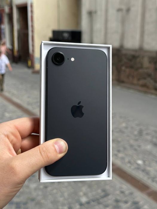 Apple iPhone 16e 128 / 256 та 17e 256gb Black Neverlock акумулятор 100% 23-35-75 циклів / новий NEW Open Box
