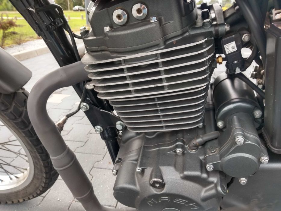 Mash 400 scrambler ( Jawa 350 SOHC / Honda / Junak ) - piękna czerwona wisienka)