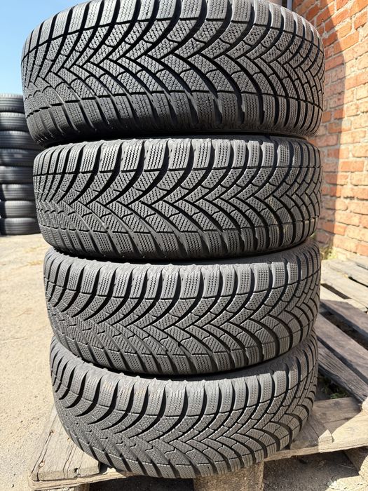 205/55 R16 Semperit Speed-Grip 5 /2023рік/зима/Чехія/4шт./