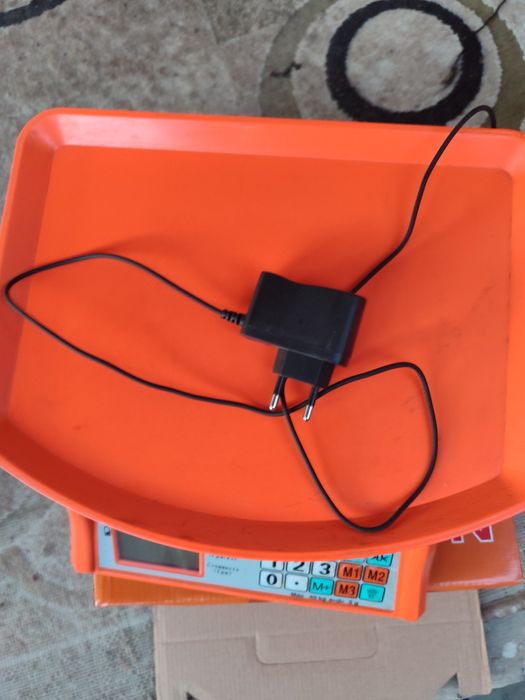 Продам кухонні ваги