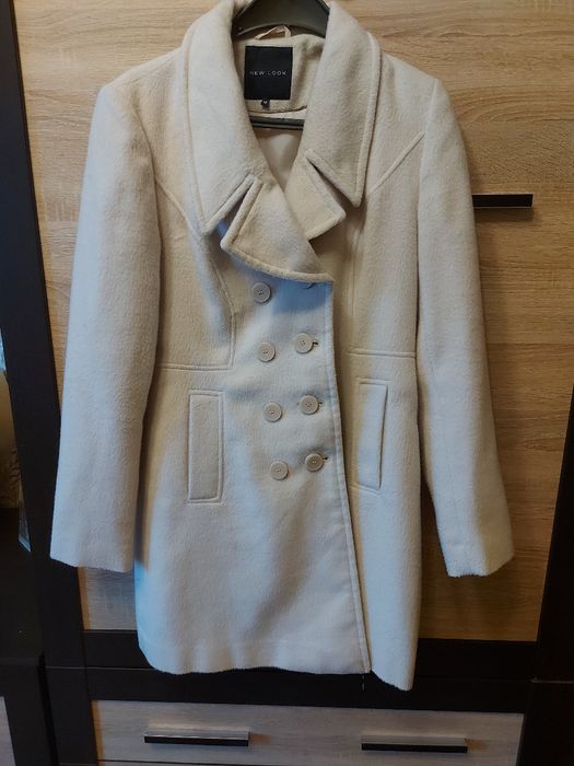 Пальто жіноче біле демисезоне