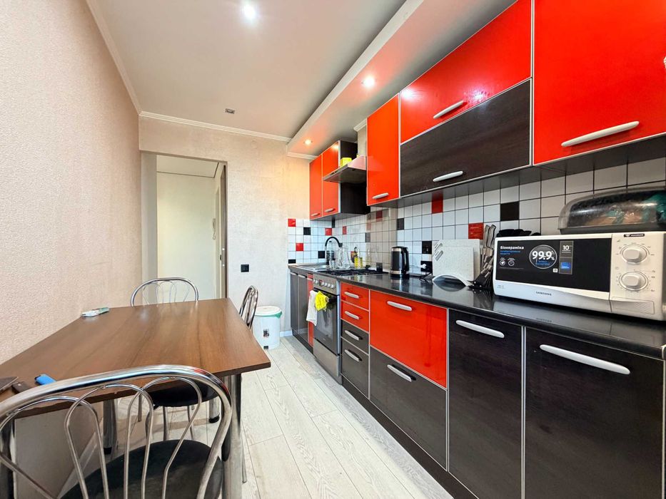 Продаж 3-кімнатної квартири, 63,5 м², Стрий, вул. Грабовецька