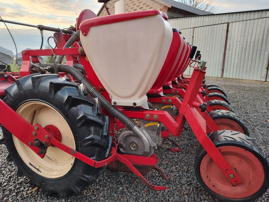 Siewnik fasoli kukurydzy buraków Gaspardo Sp530 Nodet Kuhn Monosem