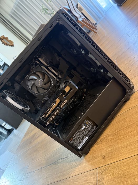 Komputer Ryzen 7 5800x3d RTX 5060ti 16gb 2x16GB RAM