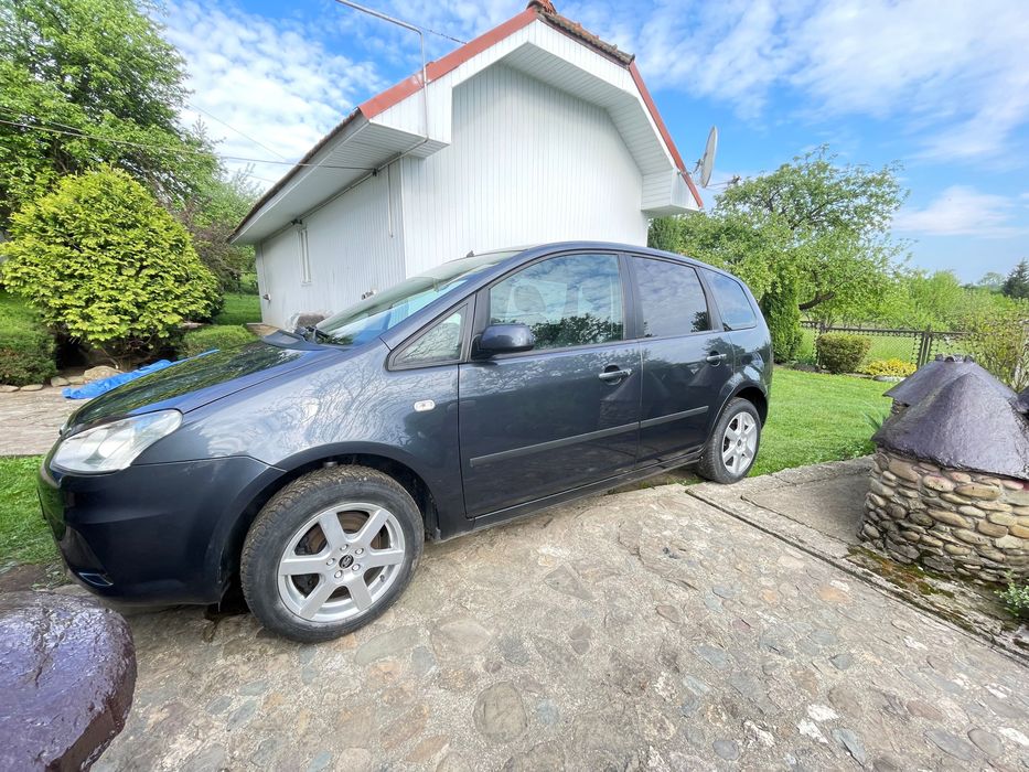 Автомобіль Ford C-Max