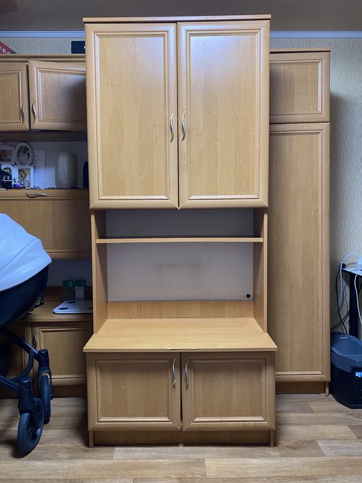 Мебель. Тумба под телевизор с полками. Шкаф с телескопической вешалкой