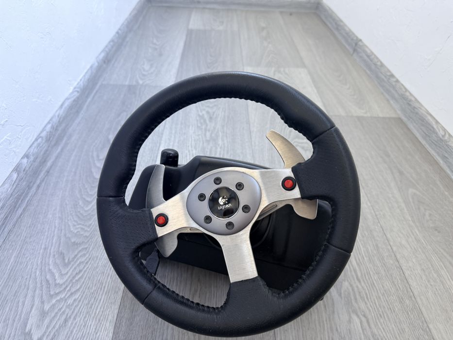 Ігрове кермо Logitech g25