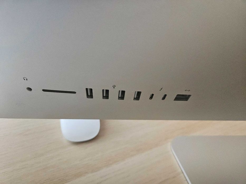Vendo iMac 27" Retina 5K (modelo de 2017), em excelente estado estético e totalmente funcional