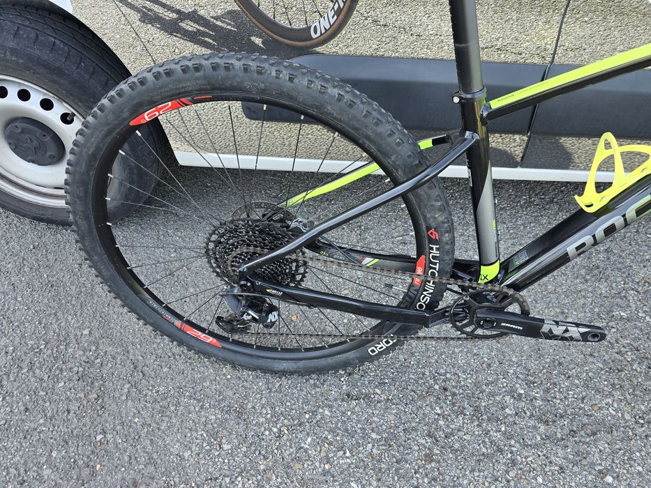 Btt 29 m 12x1v com suspensao a ar