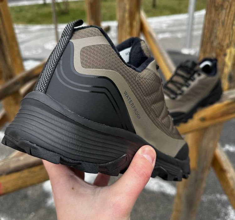 Мужские Зимние Кроссовки на Меху цвет Хаки Высокие Ботинки