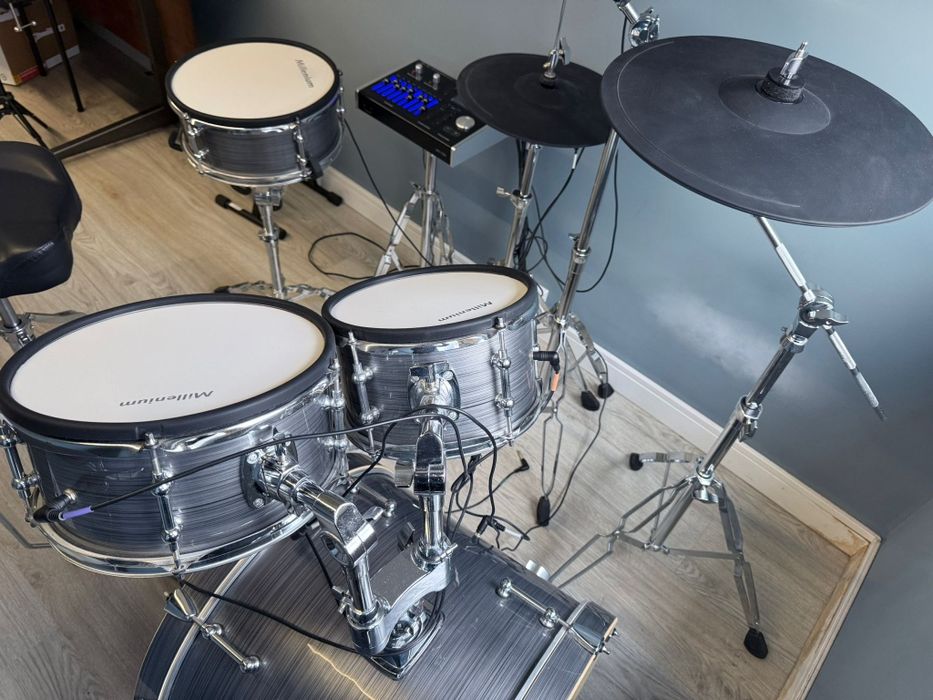 Bateria eletrônica Millenium