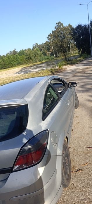Opel astra h gtc