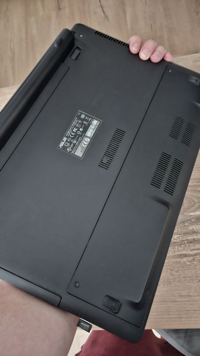 Asus X550VCX0085 z win10