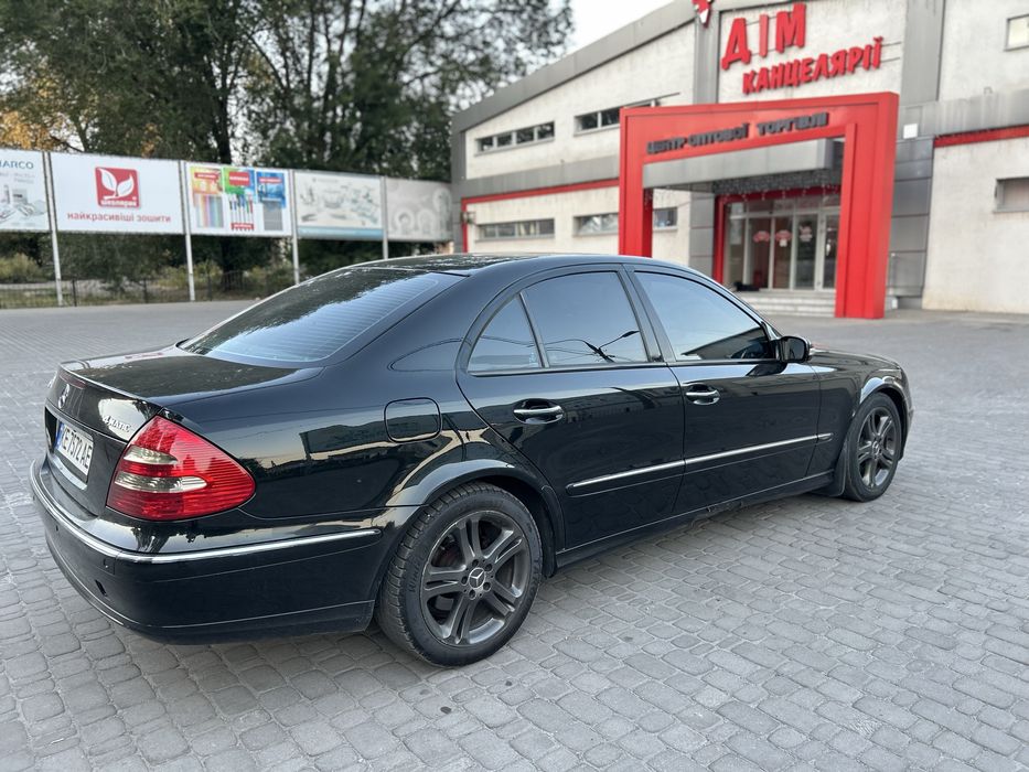 Mercedes W211 3.2 газ/бенз 2005 год avangard
