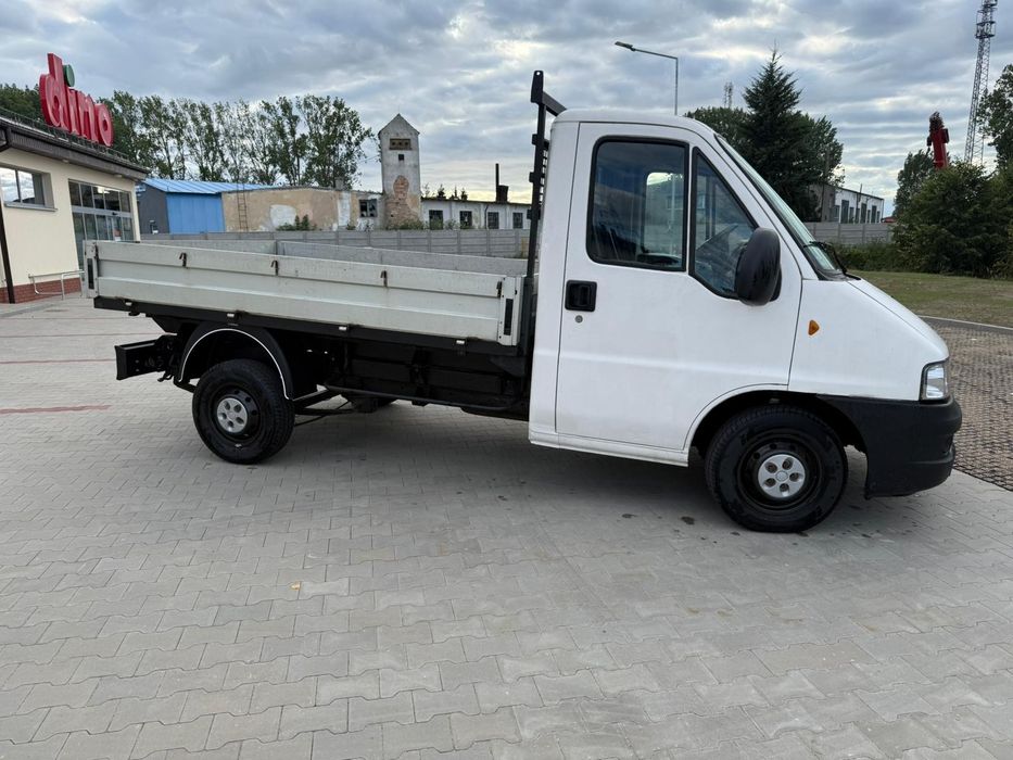 Sprzedam peugoet boxer 2.2.2005r