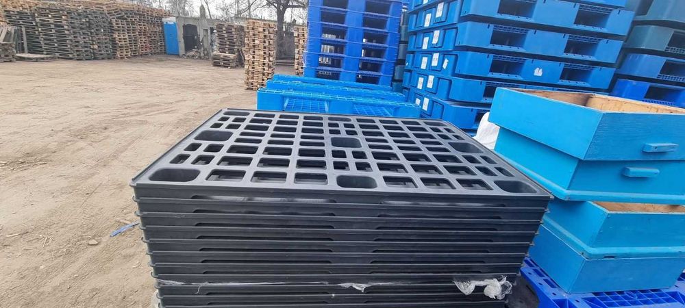 Продам поддон пластик Б/У