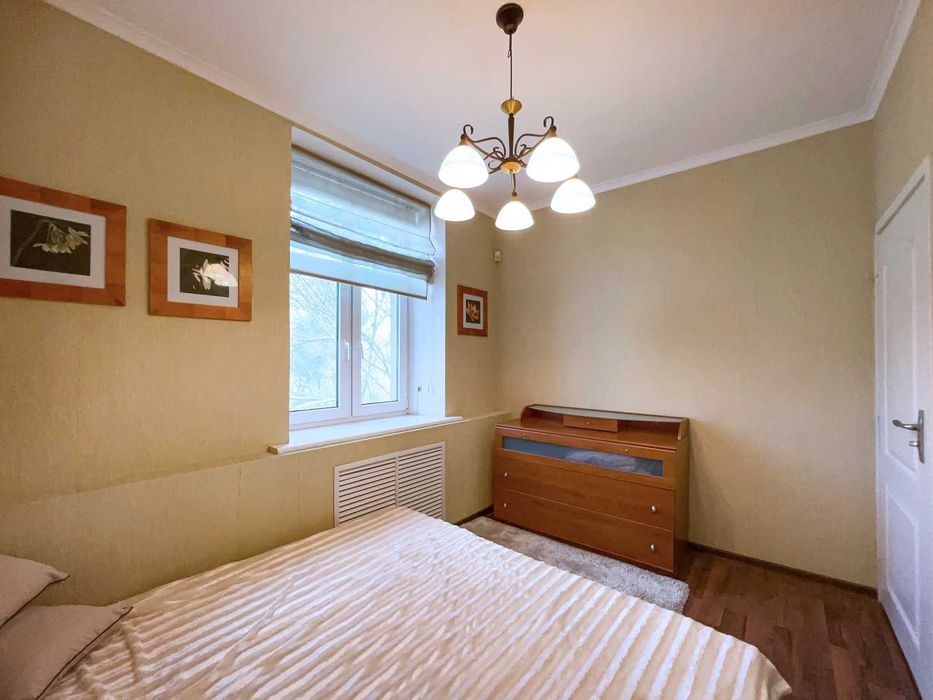 Продаж 3к квартири в Києві, Богомольця вул., 7/14 Без комісії