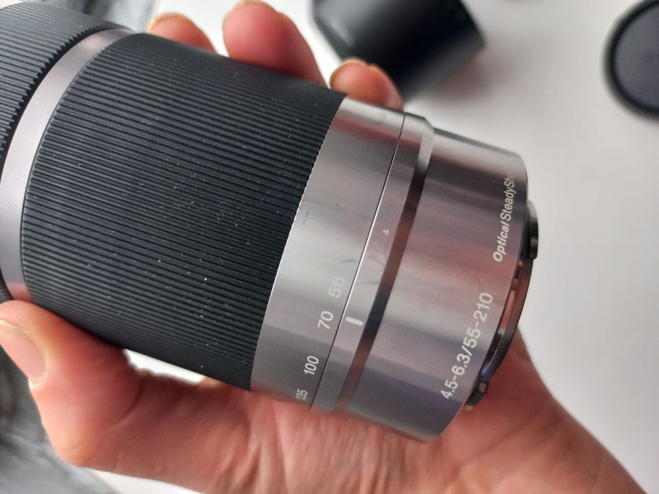 [В идеальном состоянии с блендой] Объектив Sony E 55-210mm F/4.5-6.3 O
