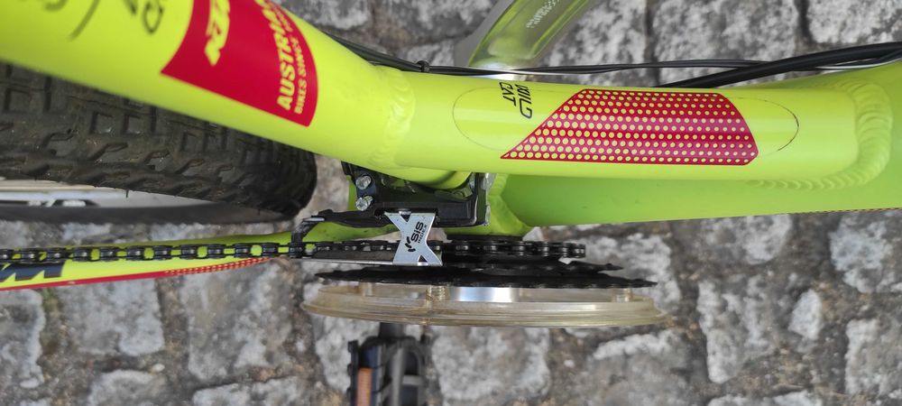 Bibicleta BTT roda 24 - KTM