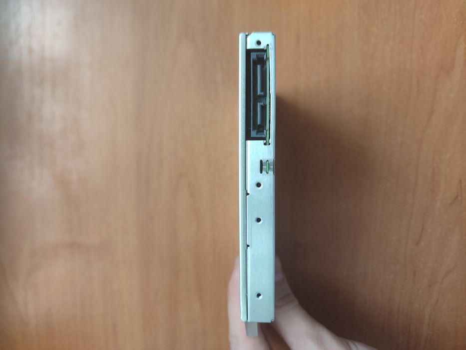 Дисковод Panasonic UJ8B0 для комп'ютера