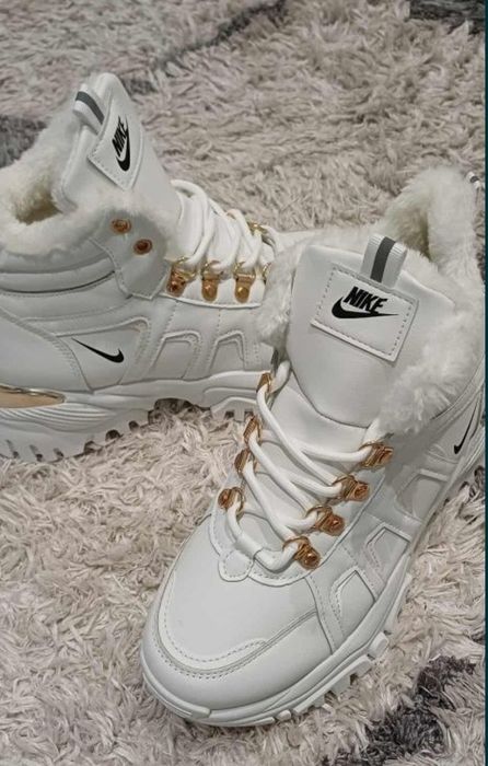 Buty damskie ocieplane