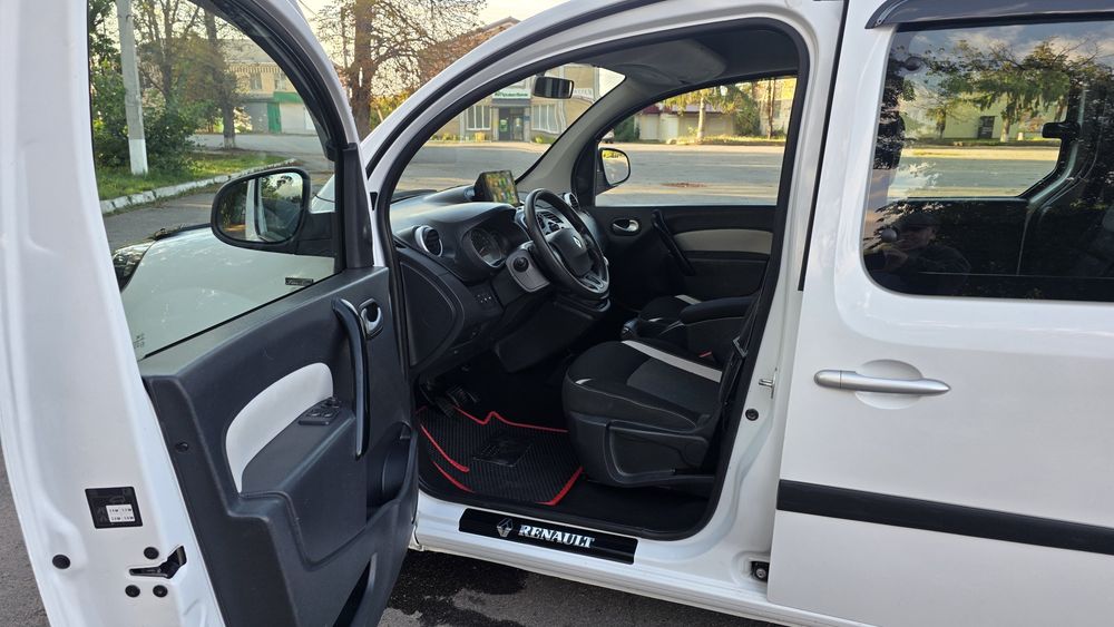 RENAULT Kangoo Individual к9к 1.5диз. 66кv.90л.с. 5-ступка