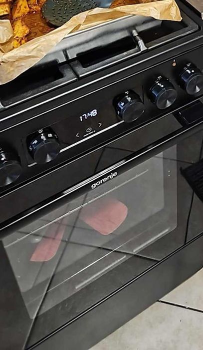 Kuchnia gazowo elektryczna