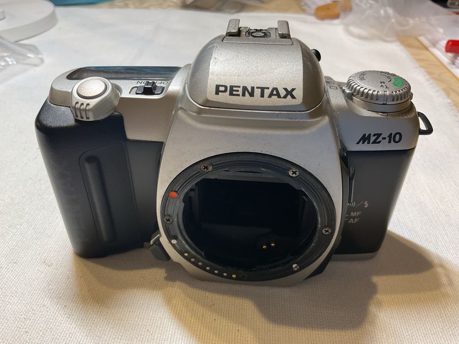 Maquina fotografica Pentax modelo MZ 10