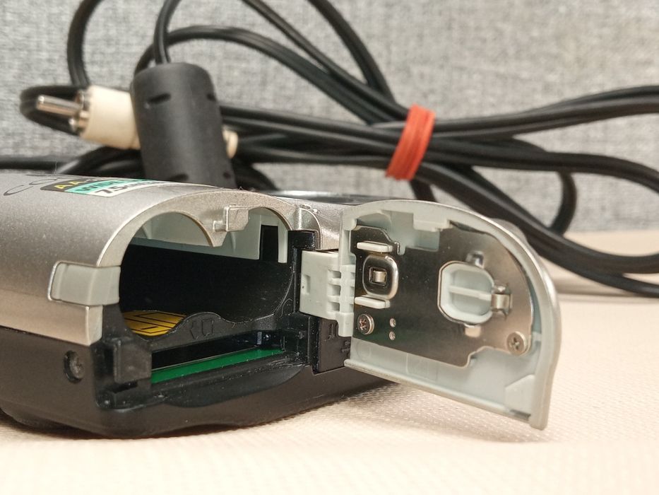 Nikon Coolpix L25 цифровой фотоаппарат (10 МП)