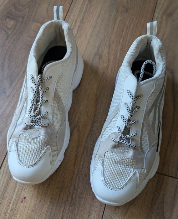 Odblaskowe buty rozmiar 41