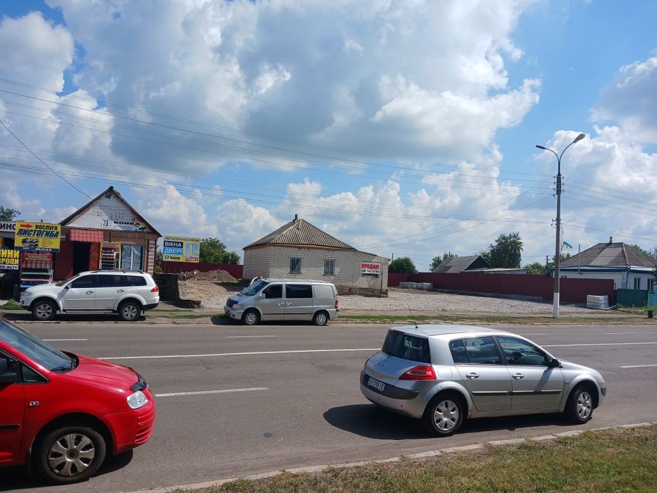 Земельний участок