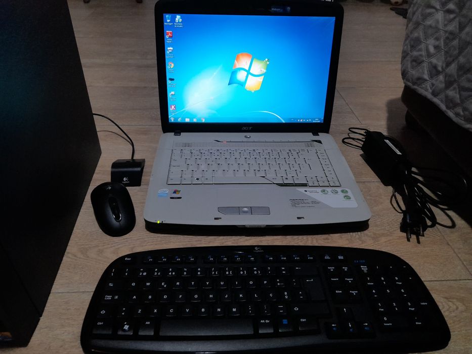 Computador fixo + portátil