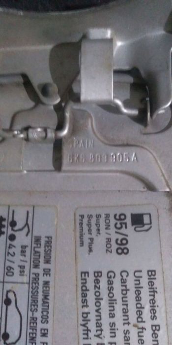 Tampa Do Combustivel Seat Ibiza Iii (6K1)