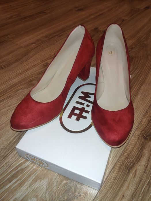 Obcasy Witt roz. 40 czerwone