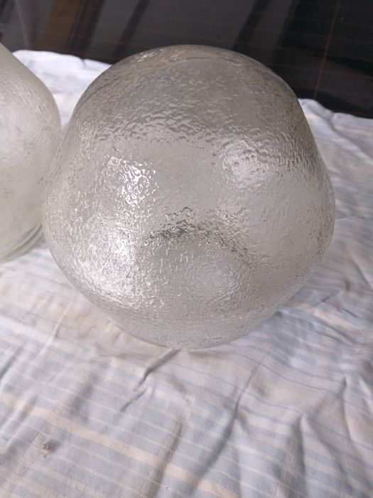 Szklane klosze do lamp