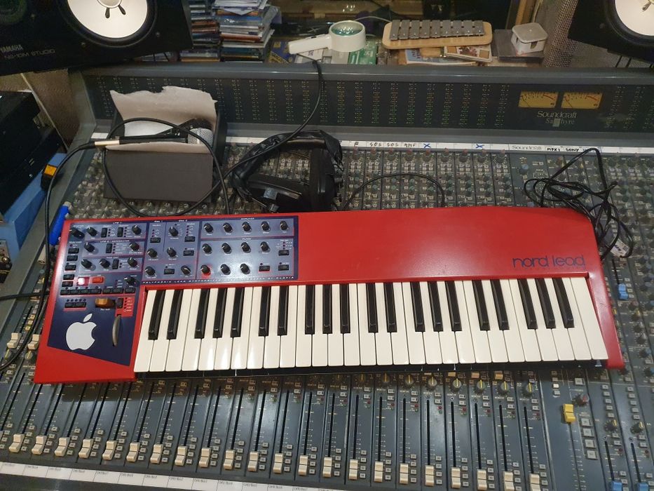 Nord Lead 1 virtual analog