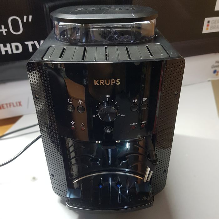Кофемашина Кавомашина KRUPS EA810870.
