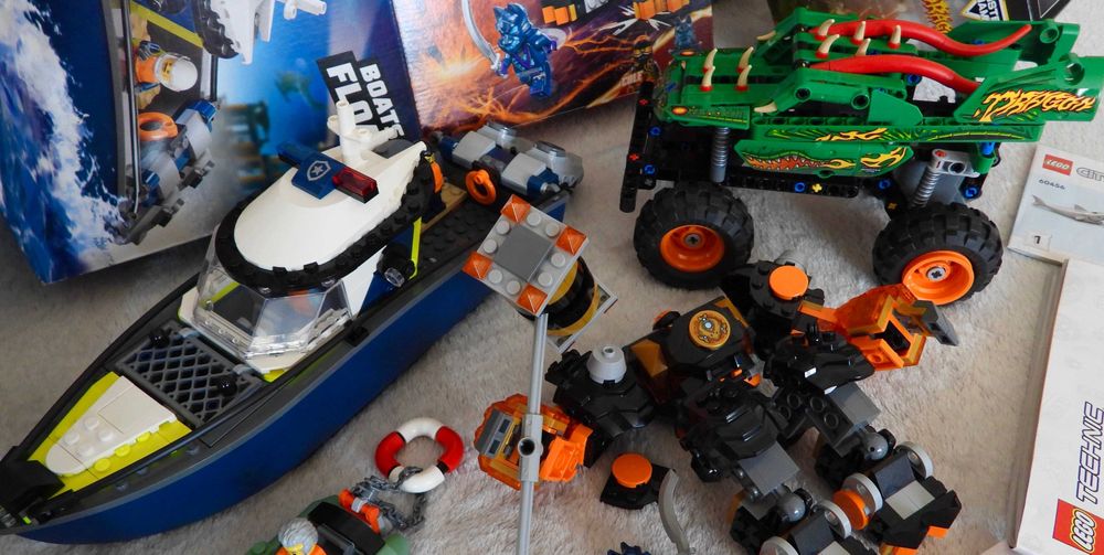 Paka 4 zestawy lego, City Ninjago Technic, świat robotów, Mech