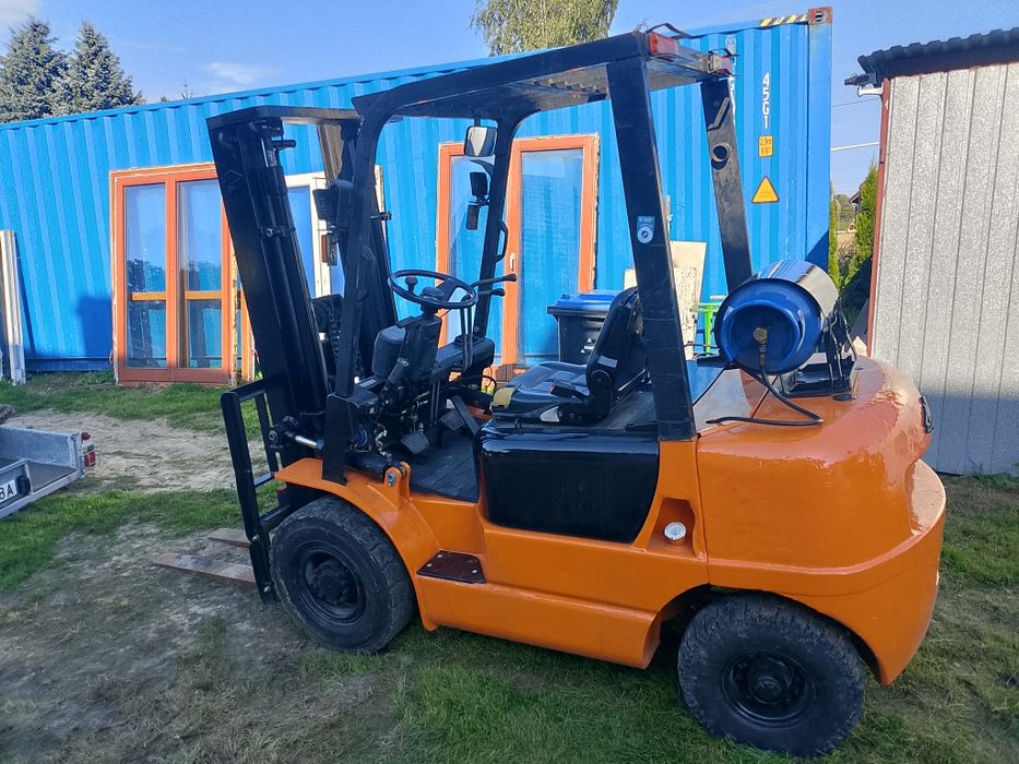 Wózek widłowy Hangcha 2,5t 2005r silnik Nissan LPG