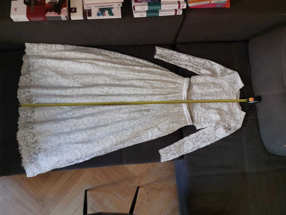 Suknia ślubna S/M- prosta, koronkowa, delikatna