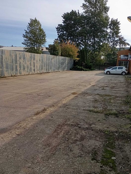 Plac utwardzony 435 m² z możliwością wynajmu biura - Widok 2