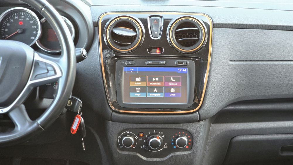 Dacia Lodgy 7 Lugares STEPWAY - *Nacional* 1.5dci 110cv