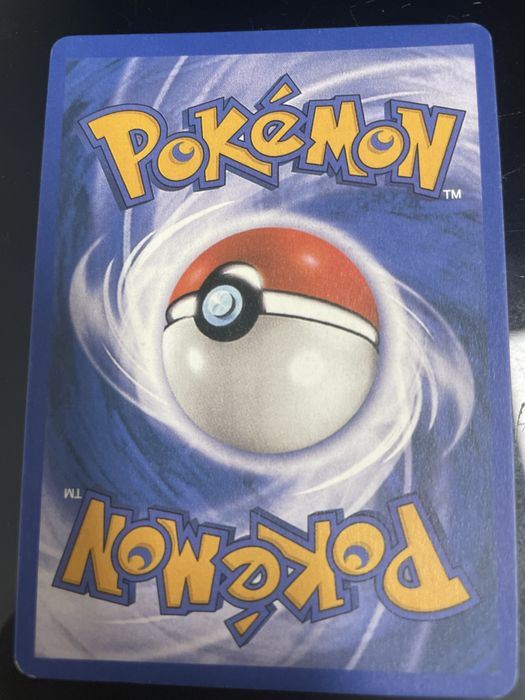 Carta Pokémon Galarian Perrserker V HP200 184/196
